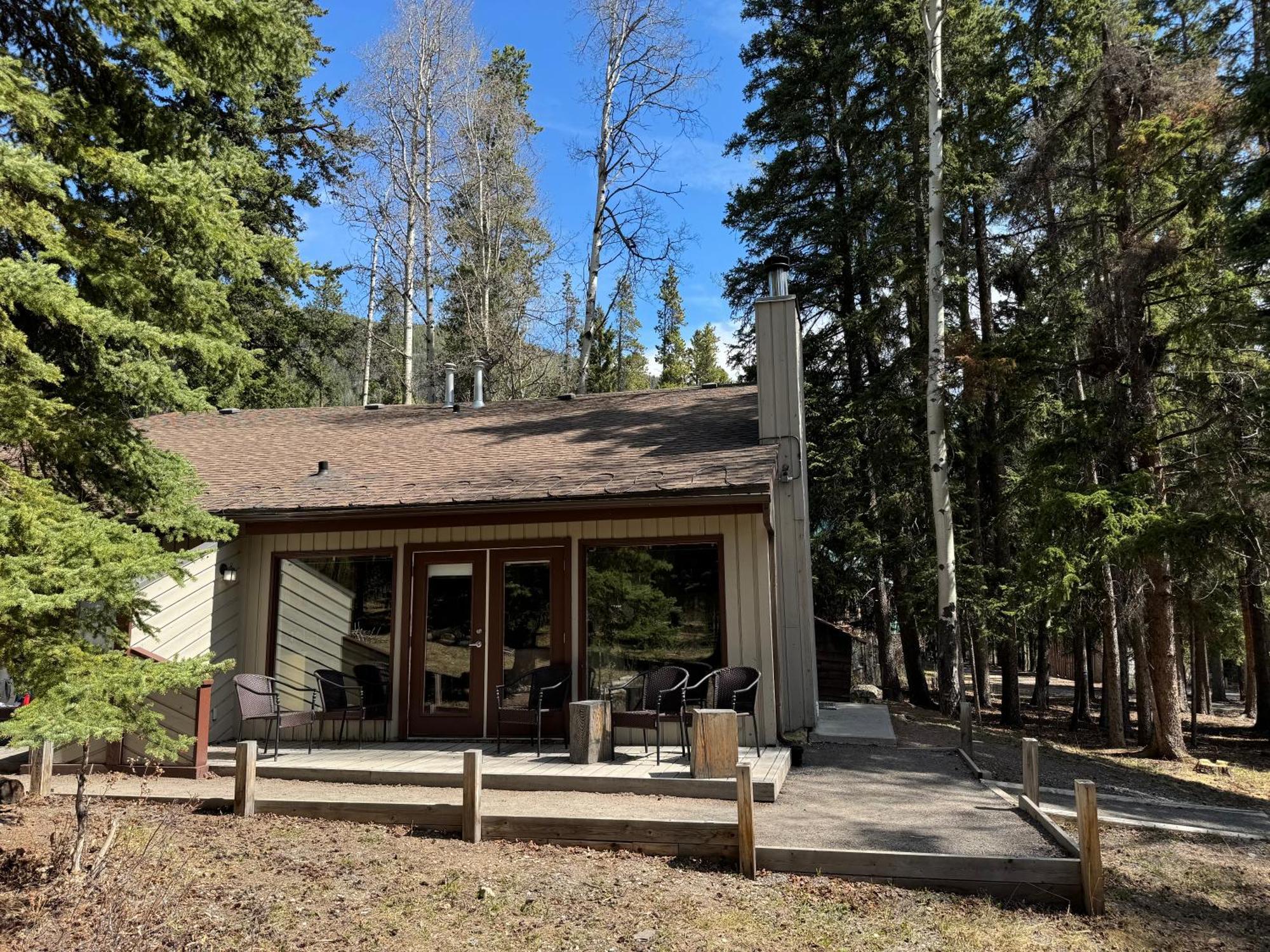 The Juniper Hotel & Bistro Banff Exterior foto